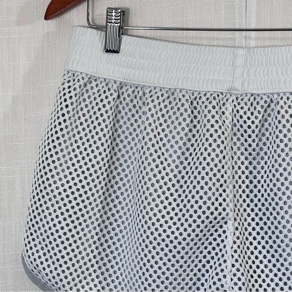 Champion Mesh Lined Soft Athletic Running Shorts Size L - Picture 8 of 12